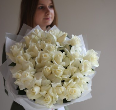 Букет из 25 белых французских роз