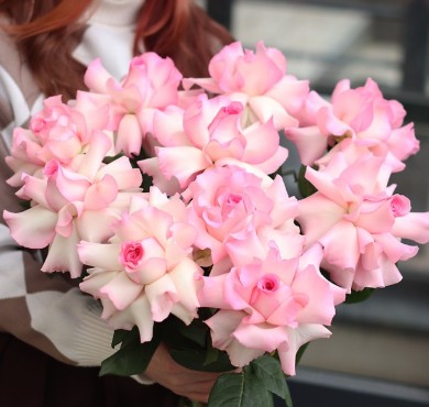 Букет из 11 французских роз Мандала